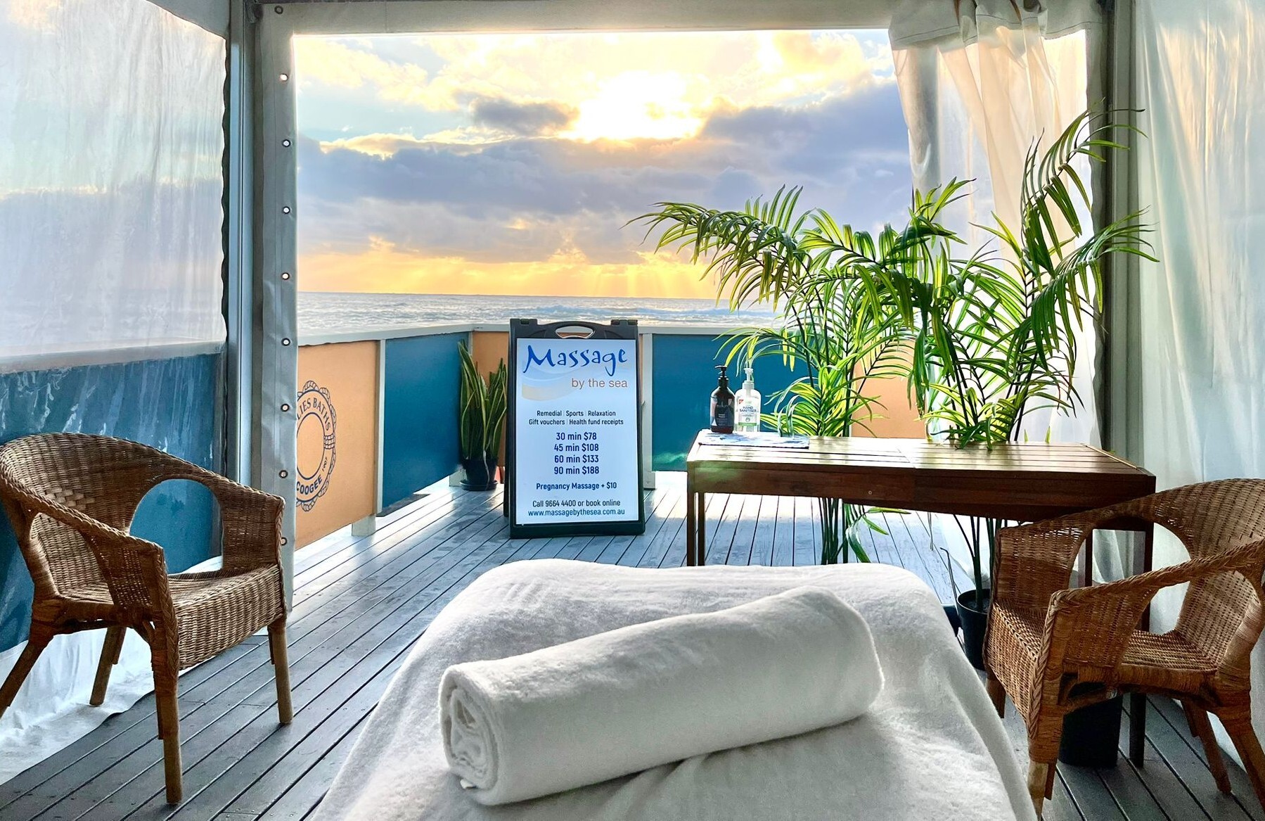 Wylies Outdoor Sanctuary By The Sea